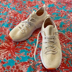 Under armour shoes HOVR